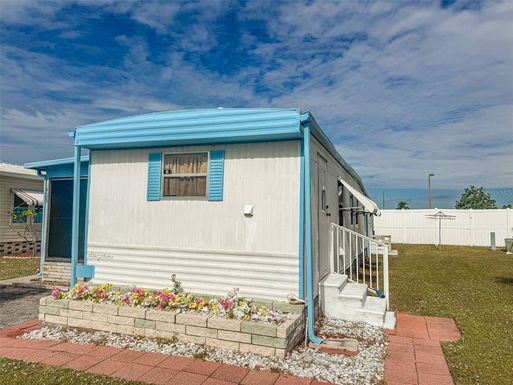 5316 53RD AVENUE E UNIT Q123