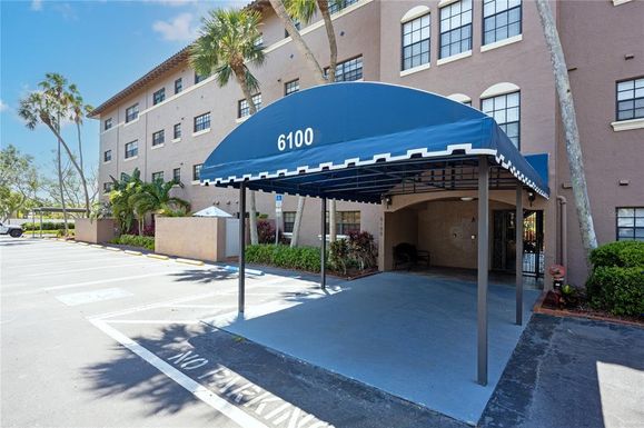 6100 GULFPORT BOULEVARD S UNIT 117