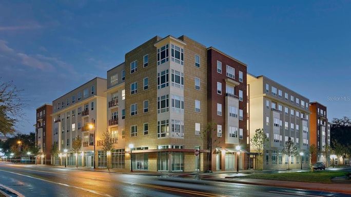 491 W UNIVERSITY AVENUE UNIT 110