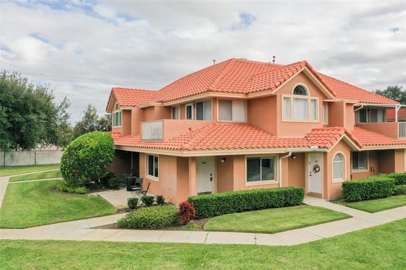 7904 WATERVIEW WAY UNIT 7904