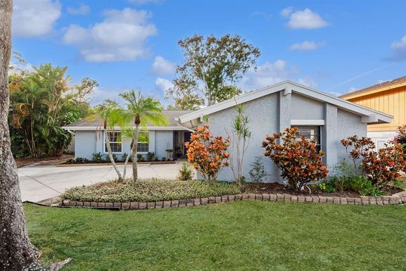 3928 ORCHARD HILL CIRCLE