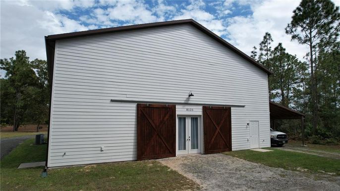 8121 COUNTY ROAD 243B