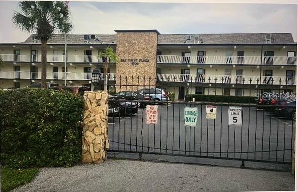 6100 12TH STREET S UNIT 212