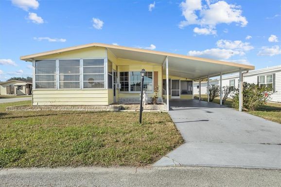 6721 CANTERBURY DRIVE NE