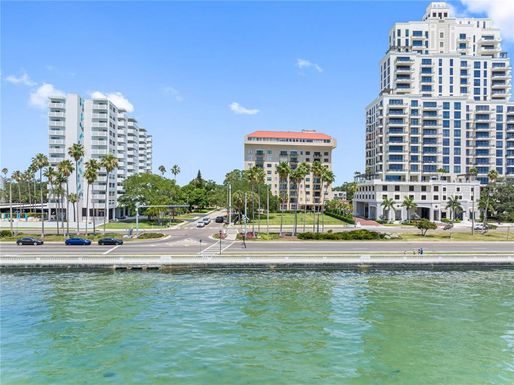 2109 BAYSHORE BOULEVARD UNIT 205