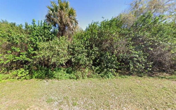 8000 & 8060 NW 189TH AVENUE