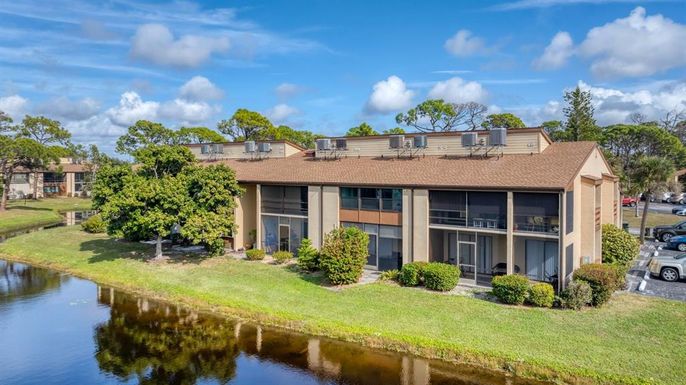 11 QUAILS RUN BOULEVARD UNIT 2