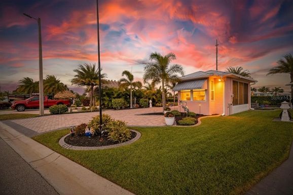 3283 RED TAIL HAWK DRIVE