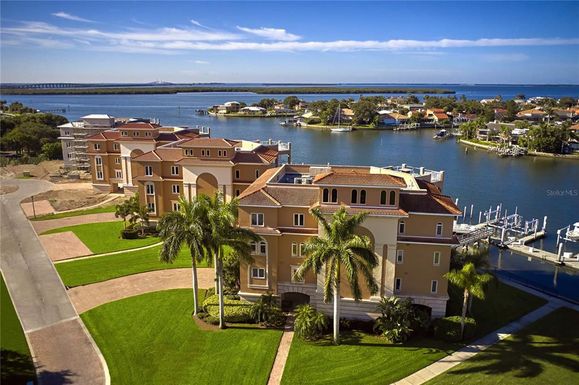 48 BAYVIEW COURT S UNIT A