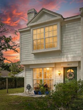 1811 MILL RUN CIRCLE