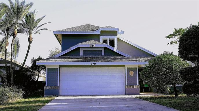 972 SUMMER LAKES DRIVE