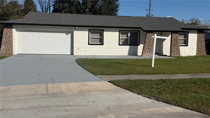 8365 MATTITUCK CIRCLE