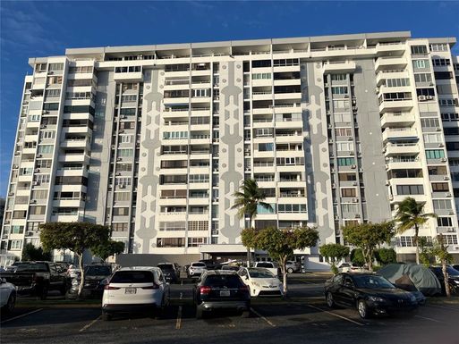 3 AV. LAGUNA UNIT 10D