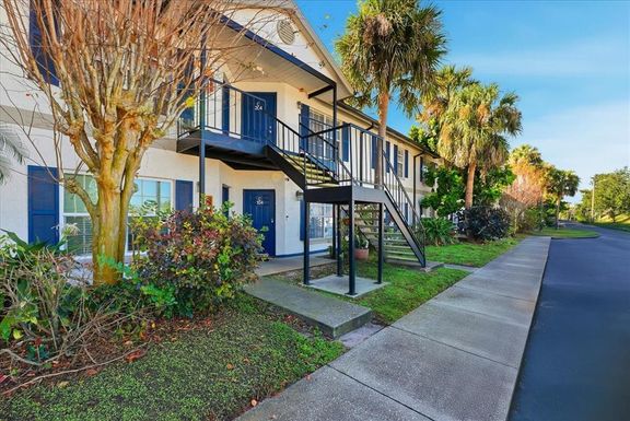 3651 N GOLDENROD ROAD UNIT C204