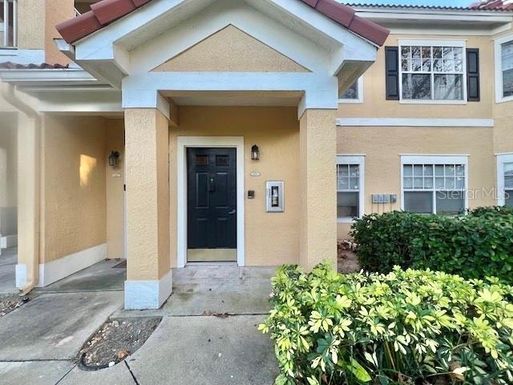 424 ARBOR LAKES CIRCLE UNIT 424