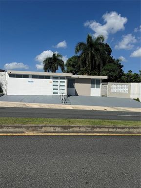 Blq 5 #14 SANTA ANA AVE.