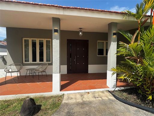 . CAMINO DEL FLAMBOYAN