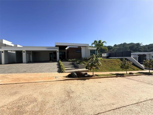 230 st MONTEAZUL UNIT 230