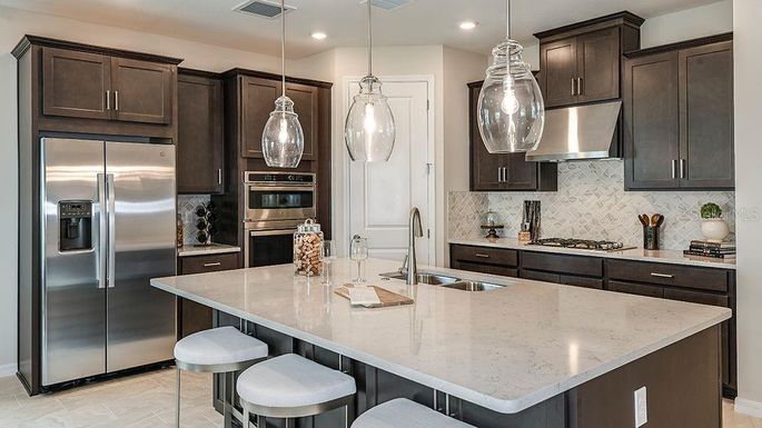 8508 GOLDEN DAWN COURT