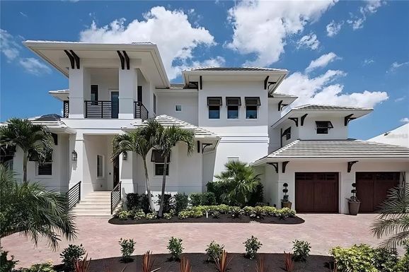 130 N BLVD OF THE PRESIDENTS