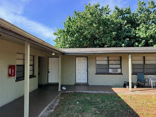 2404 10TH STREET W UNIT 4