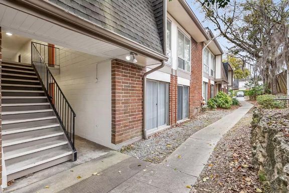 1700 SW 16TH COURT UNIT P6