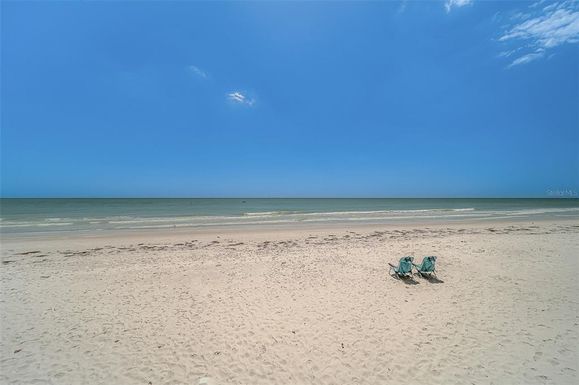 16450 GULF BOULEVARD UNIT 565