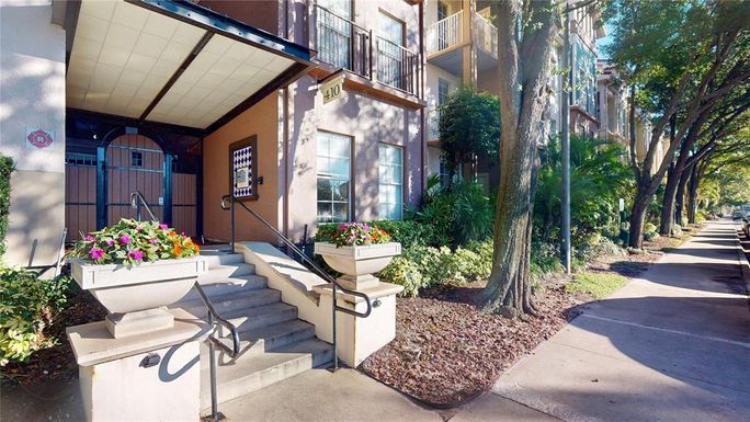 410 S ARMENIA AVENUE UNIT 922