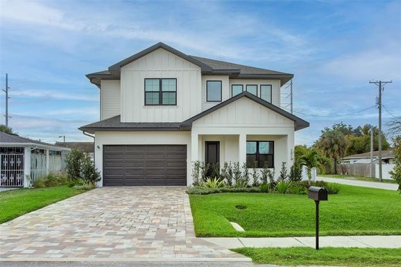 3824 W CARMEN STREET