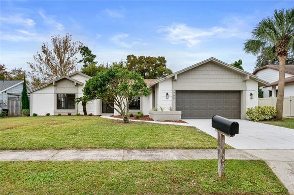 705 BOYSENBERRY COURT