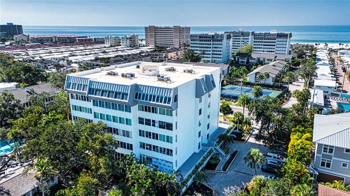 1200 E PEPPERTREE LANE UNIT 601