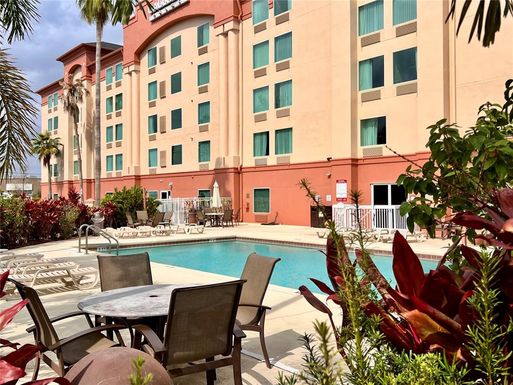 3000 MAINGATE LANE UNIT 122