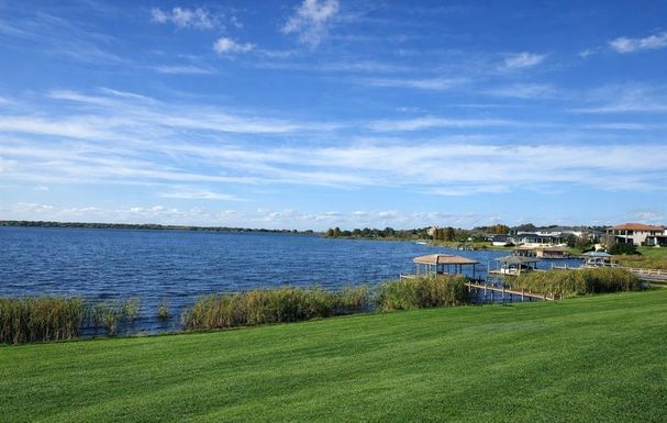 671 WATERFERN TRAIL DRIVE