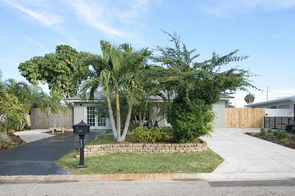 833 CHICKASAW AVENUE