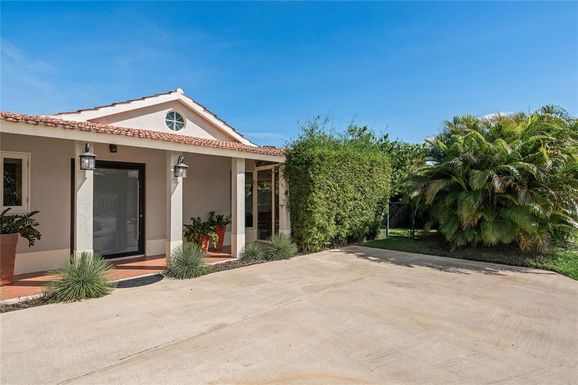 346 CAMINO DEL CUPEY