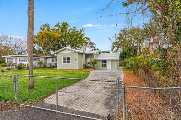 1144 HILLCREST DRIVE