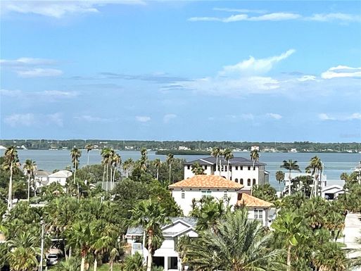 880 MANDALAY AVENUE UNIT C512