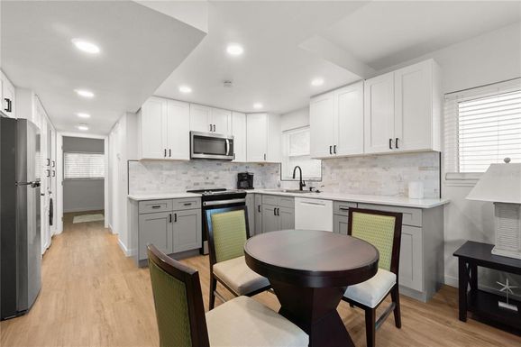 3675 GULF BOULEVARD UNIT 6