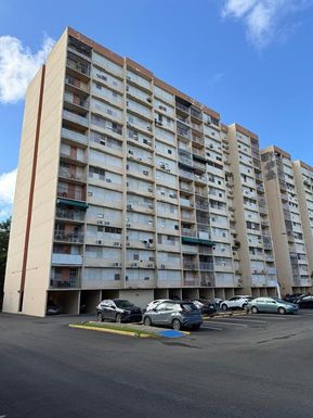 Torres de Cervantes 220 CLL 49 UNIT 406B