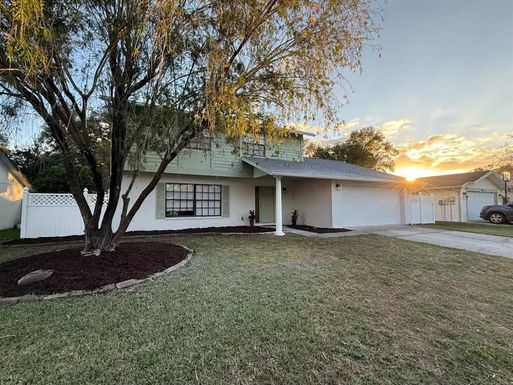 4416 SUMMER OAK DRIVE