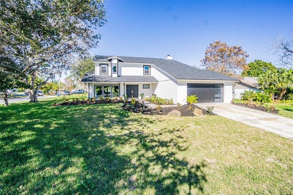 6730 CONNIEWOOD SQUARE