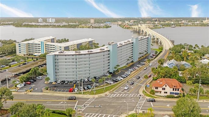 100 SILVER BEACH AVENUE UNIT 816