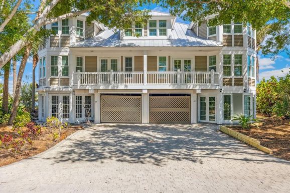 45 SEAWATCH LAKE DRIVE