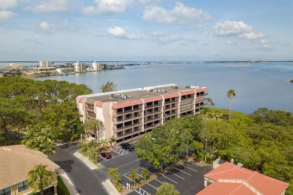 2700 BAYSHORE BOULEVARD UNIT 11-306