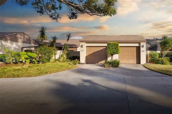 4460 WINSTON LANE N UNIT 3