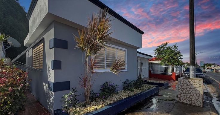 R3 CALLE 12 URB. JARDINES DE COUNTRY CLUB