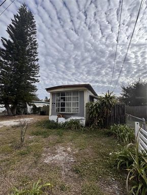 7417 GULF BREEZE CIRCLE