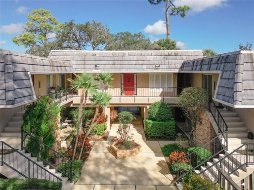 1920 WOODCREST DRIVE UNIT 9