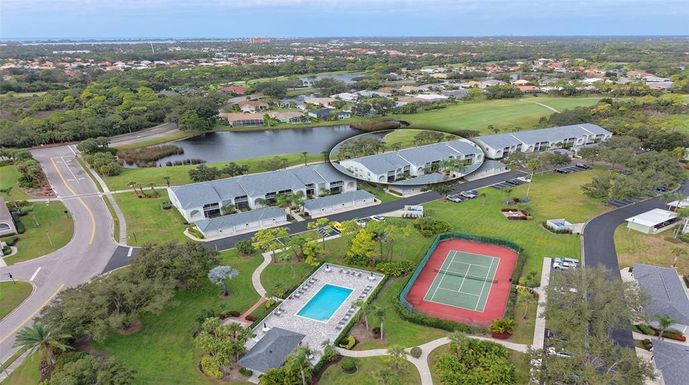 9480 HIGH GATE DRIVE UNIT 2122