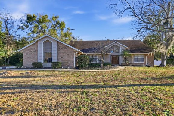 525 SUMMERHAVEN DRIVE